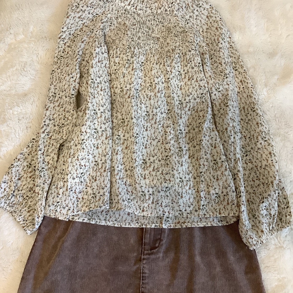 Hayden girls skirt and top in Girls size Medium